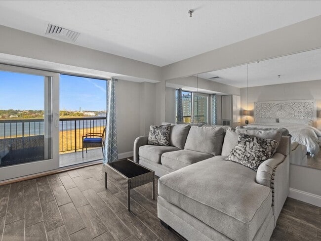 Building Photo - 133 Commander Shea Blvd