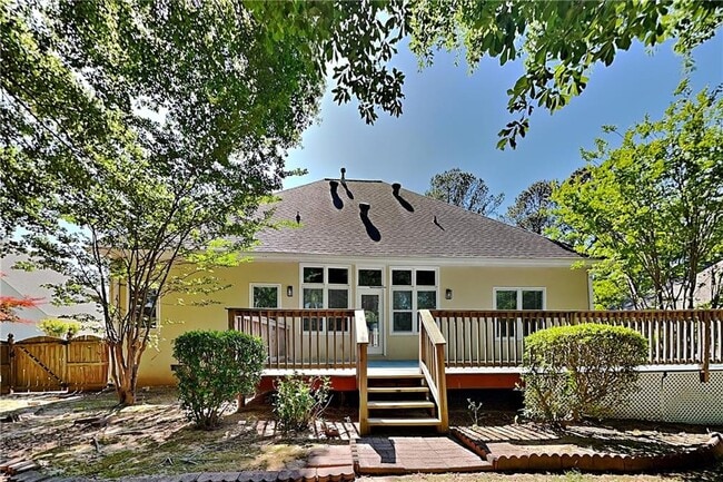 Building Photo - 4020 Hogans Mill Ln