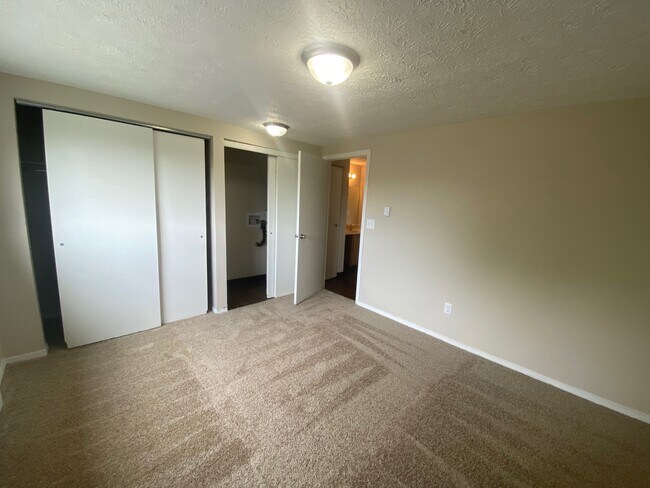 Building Photo - 2769 Wedge St