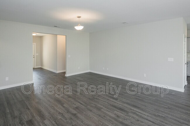 Building Photo - 45 Red Oak Ct