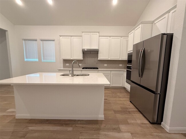 Building Photo - 7323 Blue Gentiana Ln