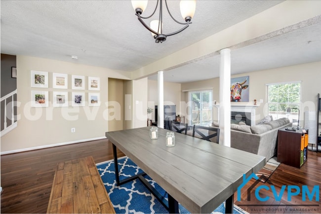 Building Photo - 2599 Windy Oak Ct