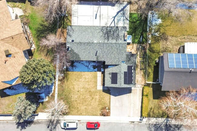 Building Photo - 423 W 1640 S