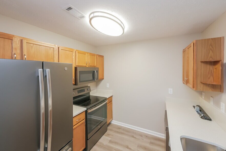 Building Photo - 5121 Lynx's Cir SW
