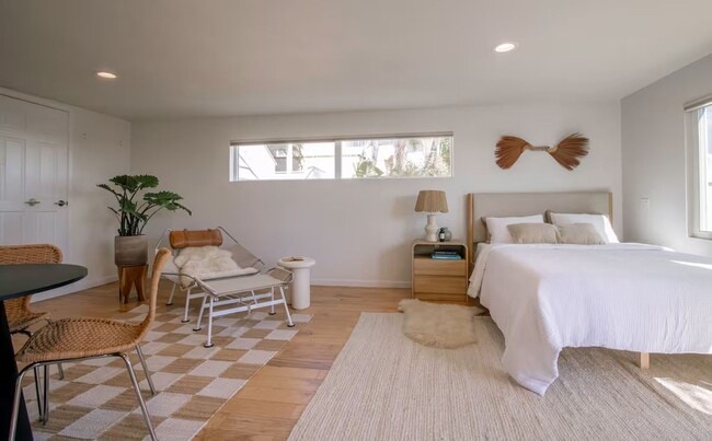 Building Photo - The Costa Beach Bungalow - Entire guesthouse in Malibu, California, United States