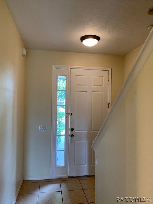 Building Photo - 1600 W Spring Meadow Loop