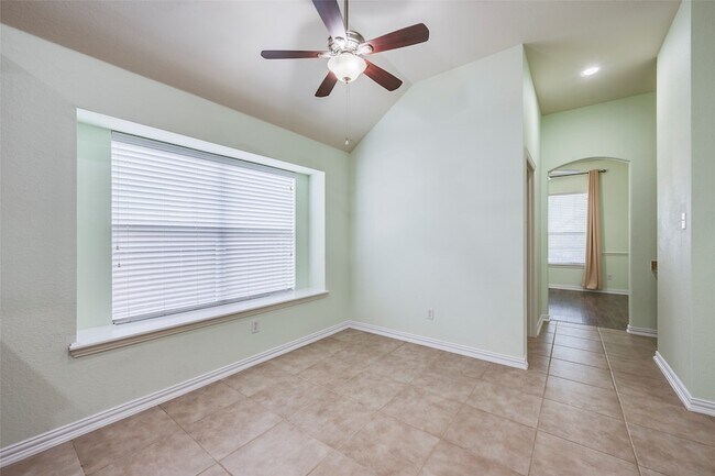 Building Photo - 12305 Durango Root Dr