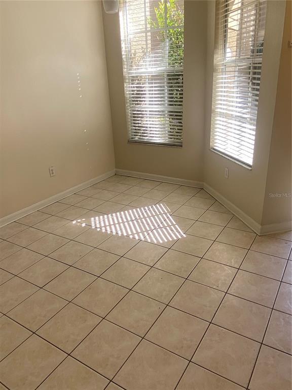 Building Photo - 18926 Duquesne Dr