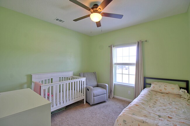 Building Photo - 50 Sunflower Cir NE