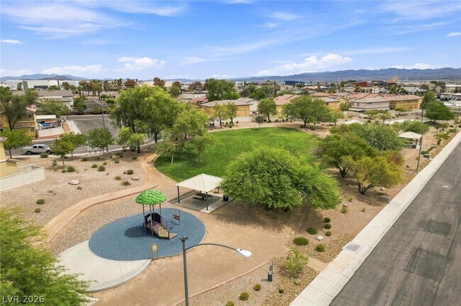 Building Photo - 1915 Sundown Canyon Dr