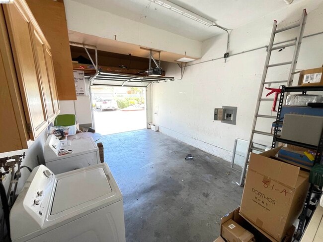 Building Photo - 2507 Baywood Way