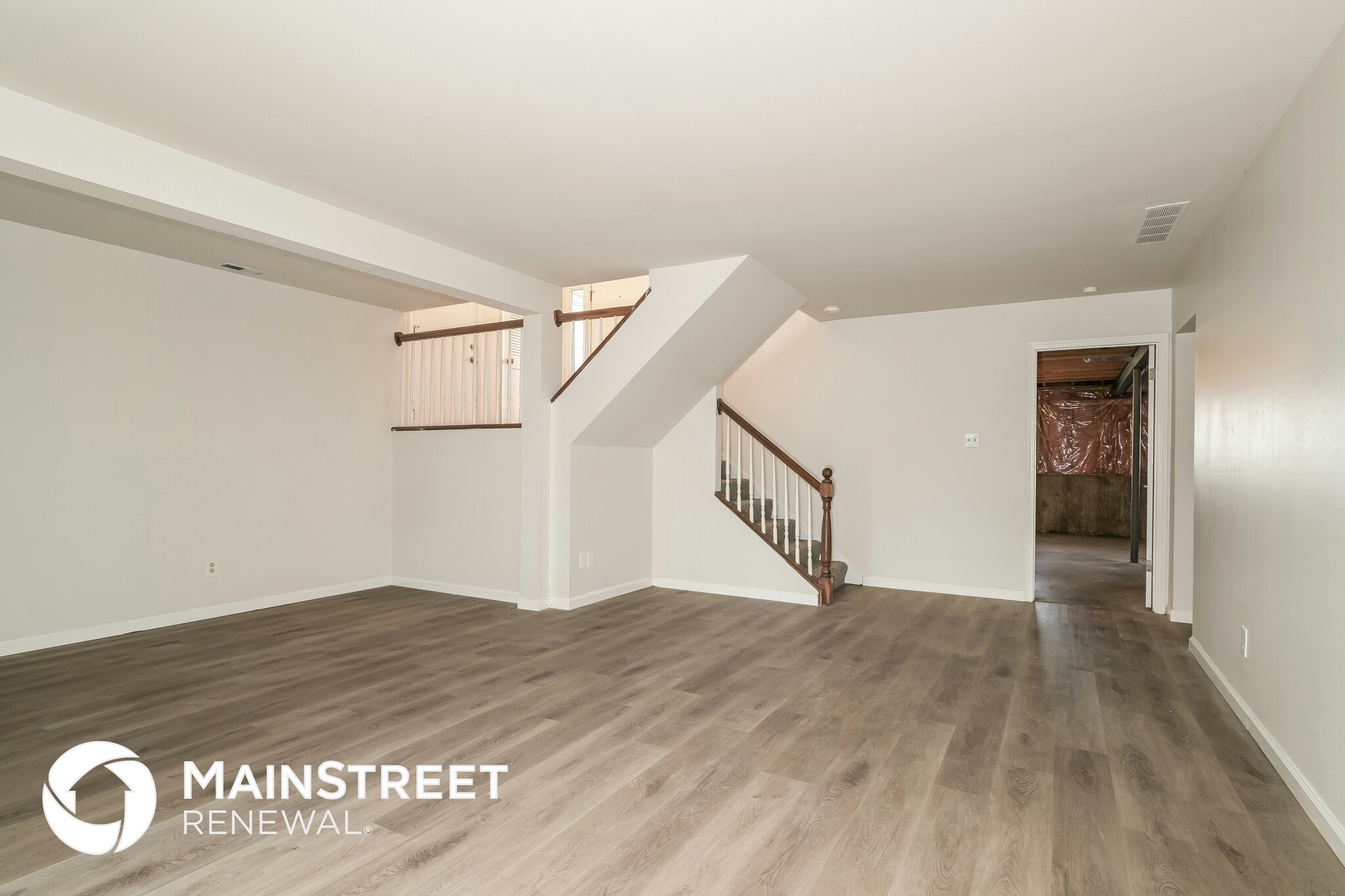 Building Photo - 16504 Forest Pine Dr