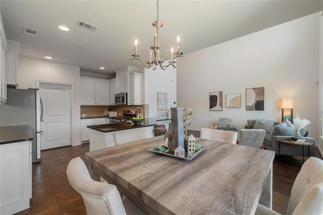 Building Photo - 2233 Caniesto St