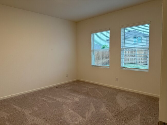 Building Photo - 1529 Escondido Dr