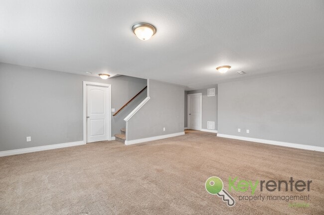 Building Photo - 2307-2309 E Coolwater St Duplex
