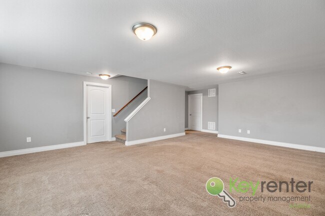 Building Photo - 2401-2403 E Coolwater St Duplex