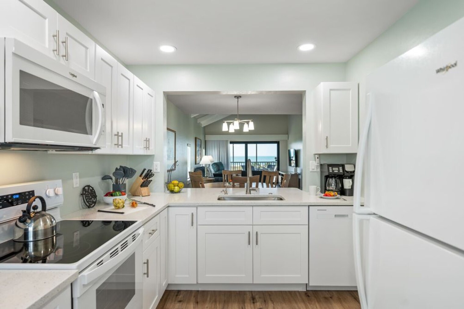 Building Photo - 205 Periwinkle Way