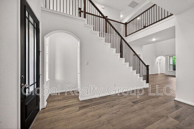 Building Photo - 10064 Mulhouse Dr