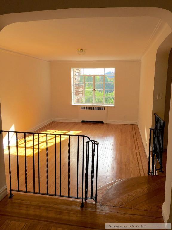 Building Photo - 135 W 225th St