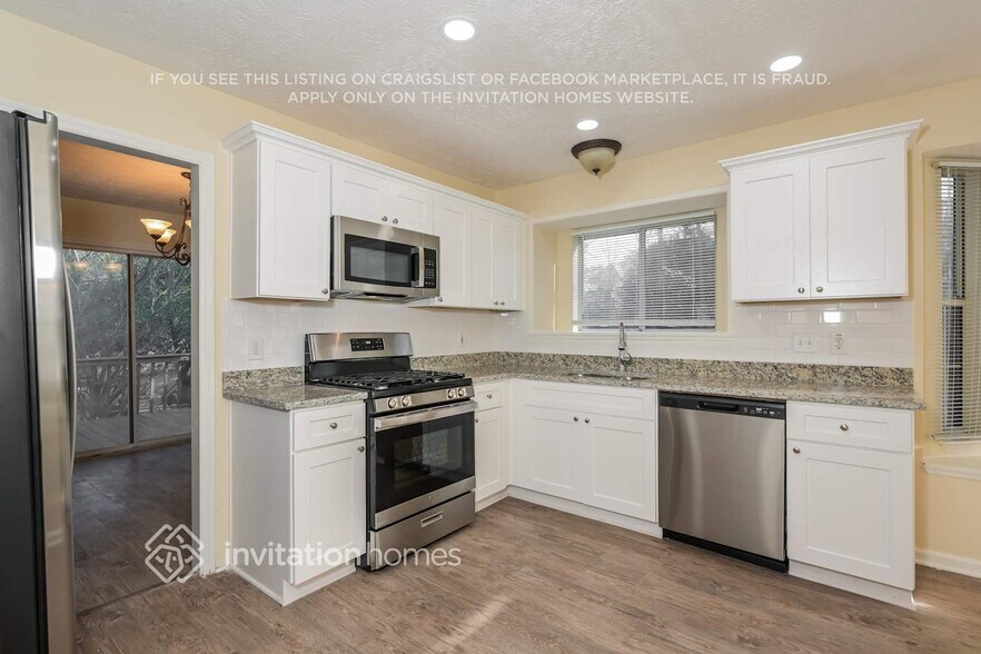Building Photo - 2990 Trotters Pointe Dr