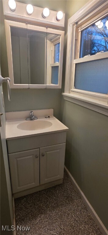 Building Photo - 920 Redfern Ave