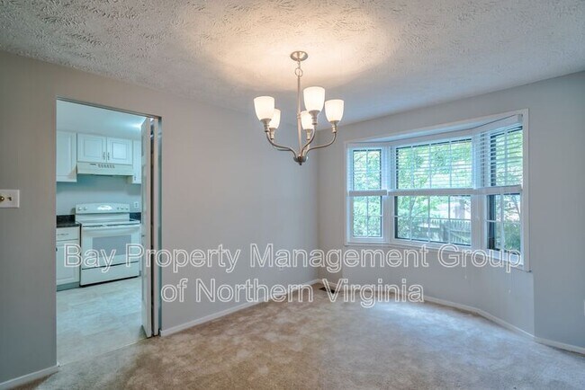 Building Photo - 355 GUNDRY Dr