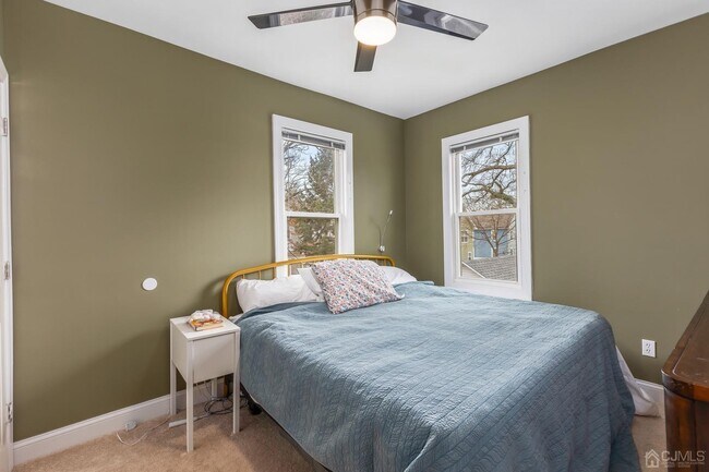 Building Photo - 236 Montgomery St