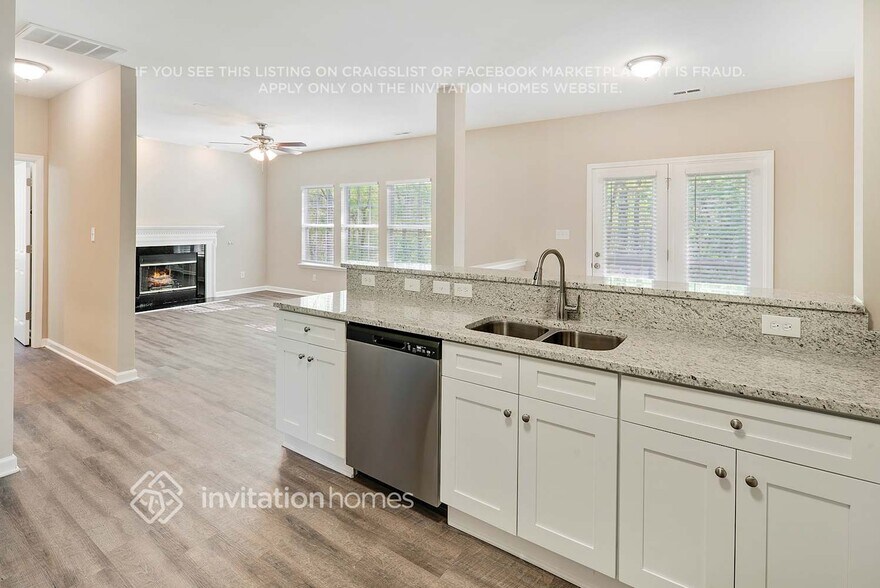 Building Photo - 15501 Chowning Tavern Ln
