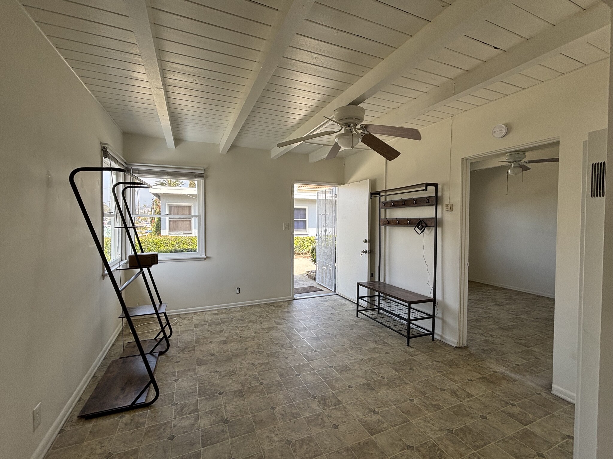 Building Photo - 2439 Pierpont Blvd