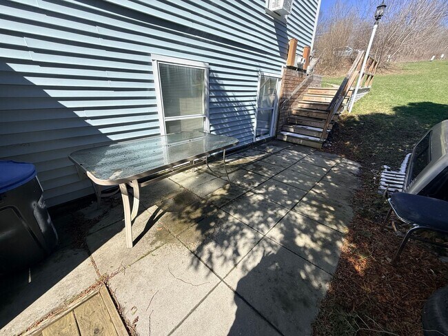 Building Photo - 1507 Slaterville Rd