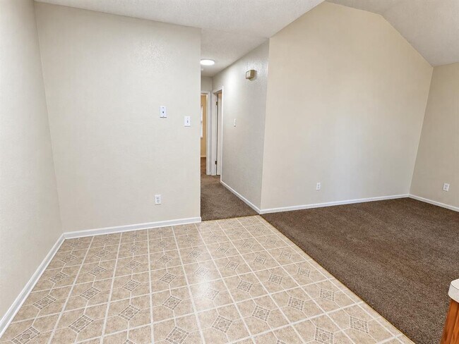 Building Photo - 105 Northern Dove Ln