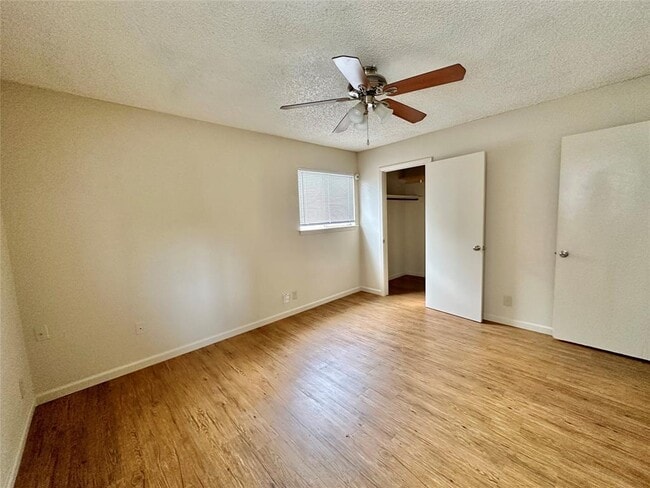Building Photo - 3438 Willowrun Dr