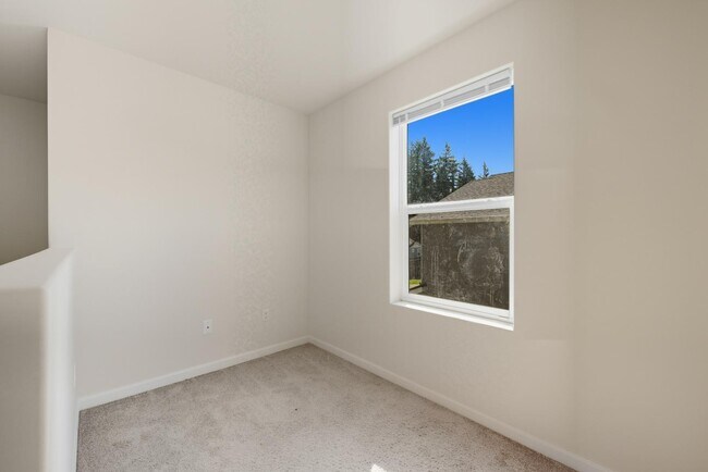 Building Photo - 12086 319th Avenue SE