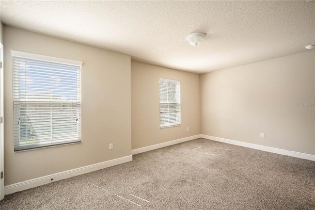 Building Photo - 15604 Starling Crossing Dr