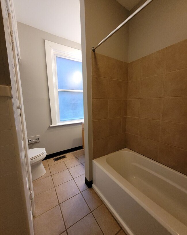 Building Photo - wald42