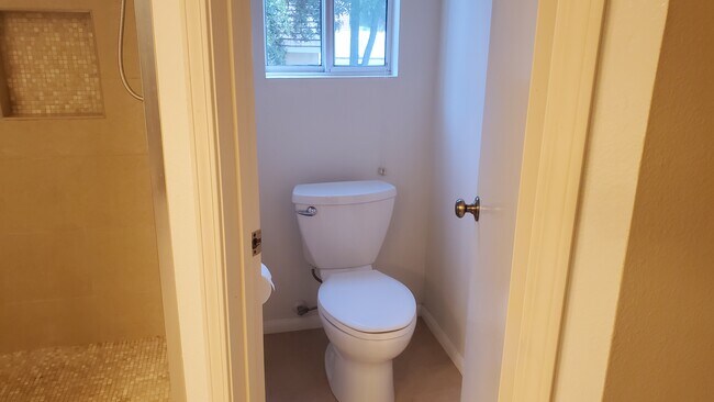 Building Photo - 26721 Linnet Ct