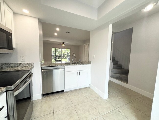 Building Photo - Stunningly Remodeled 2-Bed, 1.5-bath, with...