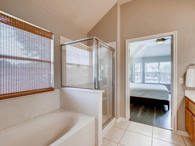 Building Photo - 20204 Mustang Island Cir