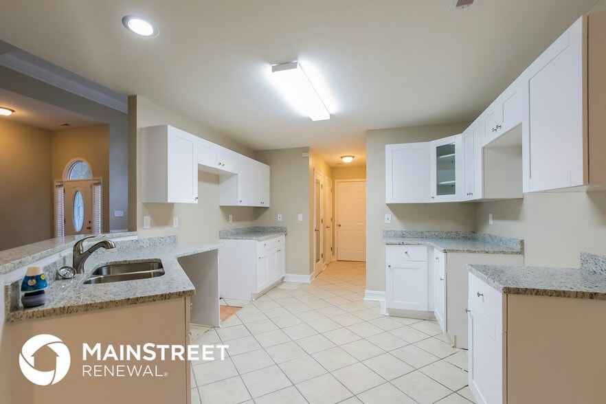 Building Photo - 1059 Olive Dr