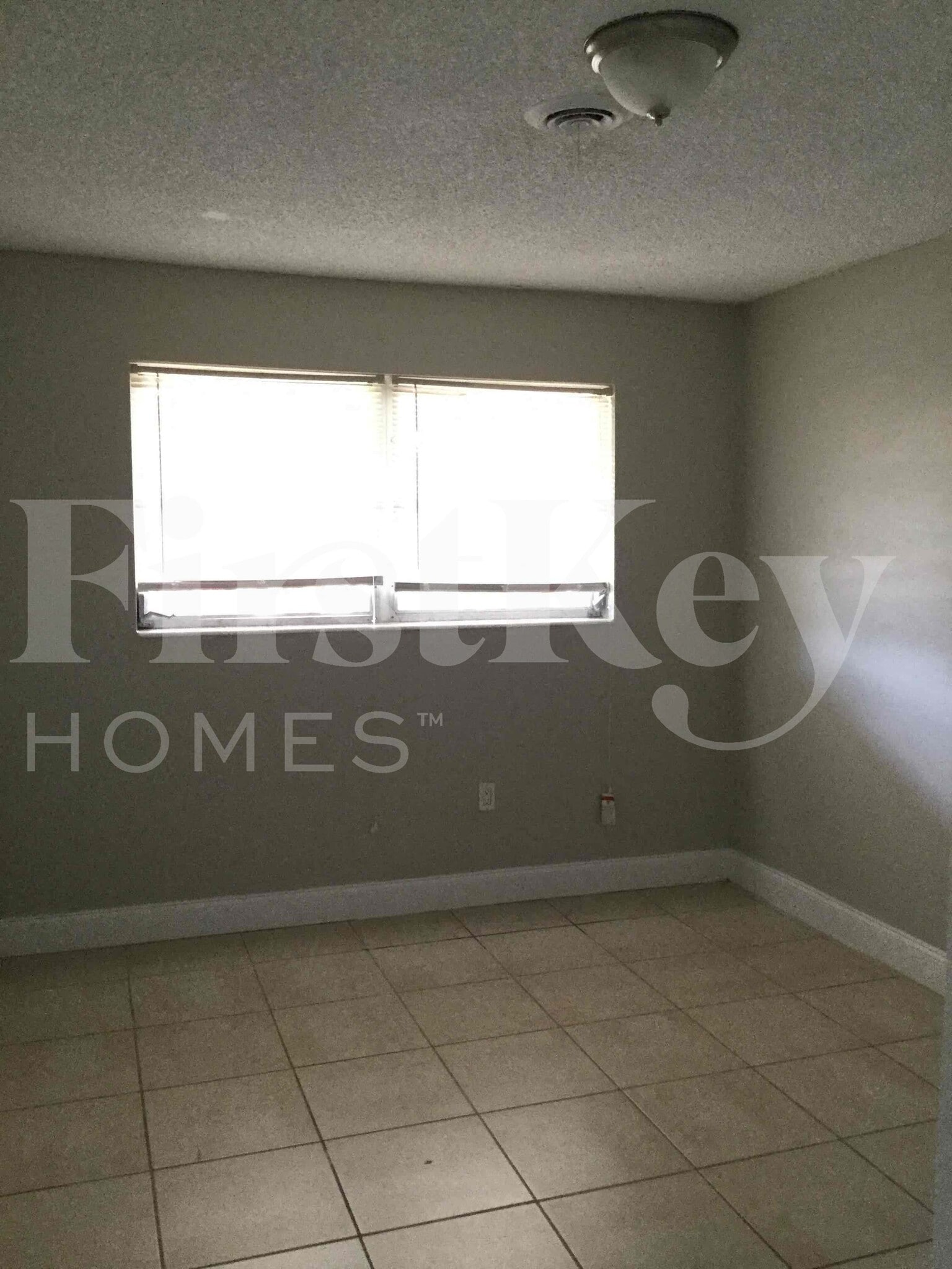 Building Photo - 5971 NW 15th St