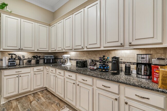 Building Photo - 27411 Hazy Landing Ct
