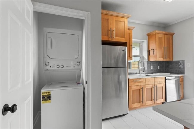 Building Photo - 520 Angier Ave NE