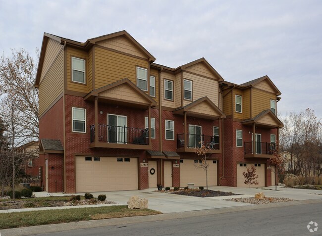 Westchester Townhomes Apartments Lenexa, KS Apartment