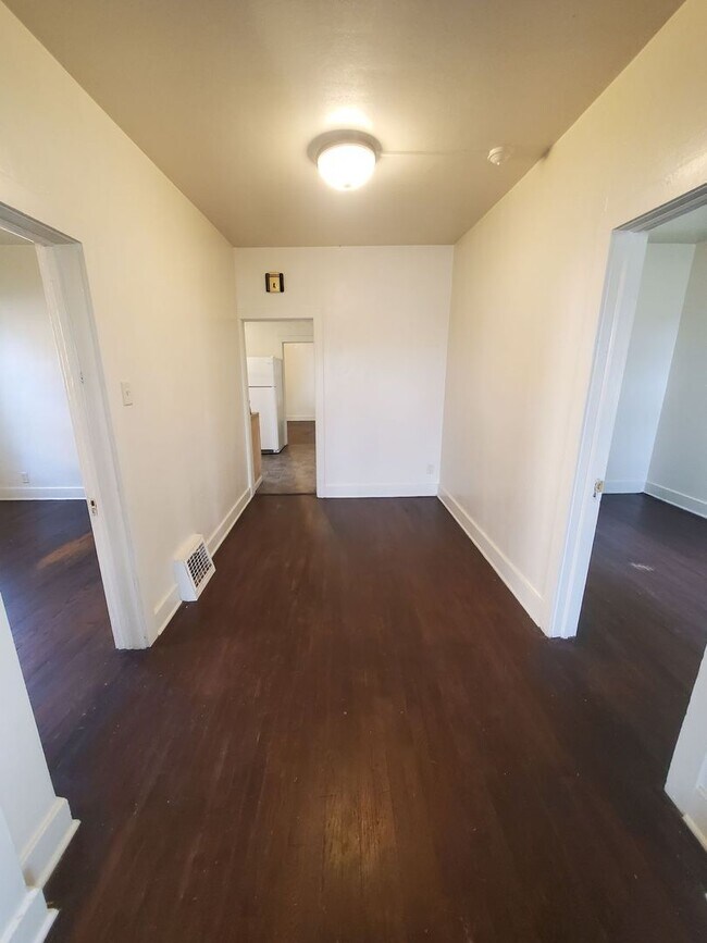Building Photo - 1806-1808 63rd St. (Duplex)