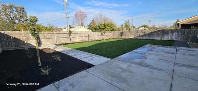 Building Photo - 1303 22nd Ave