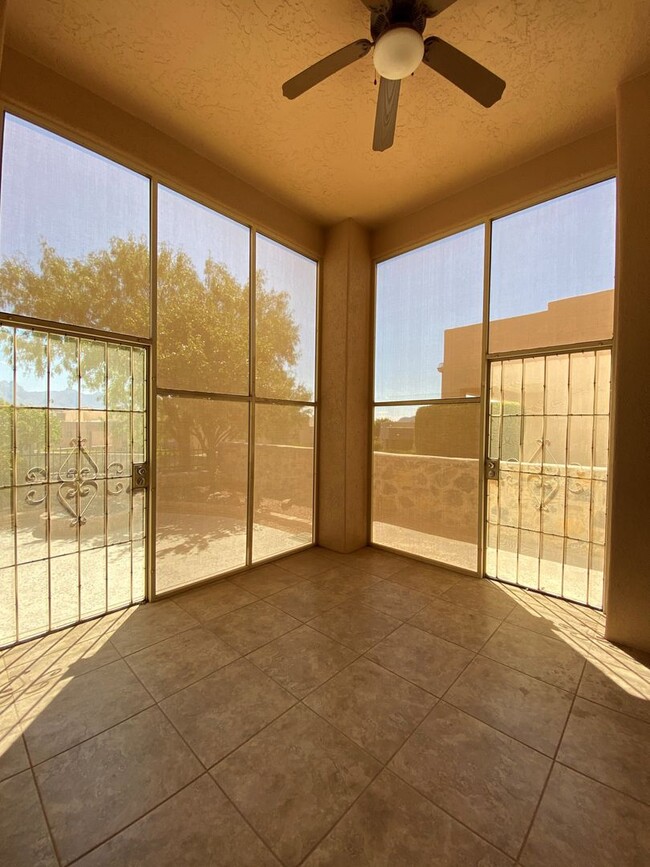 Building Photo - Beautiful home in The Boulders at Sonoma R...