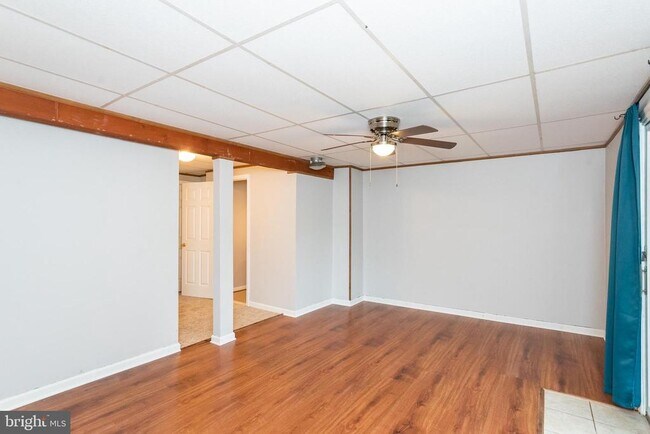 Building Photo - 3348 Raccoon Ct