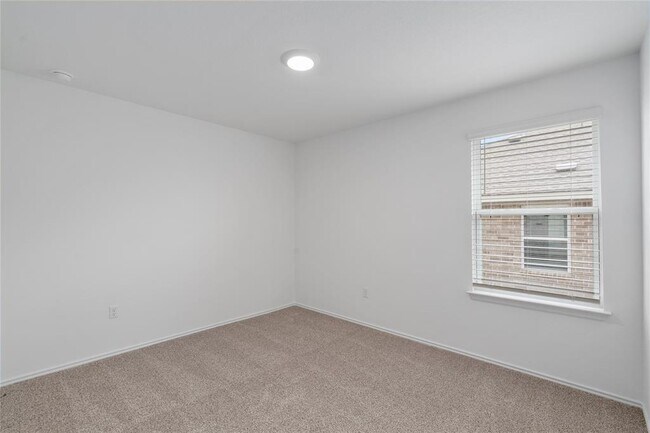 Building Photo - 18609 Cremello Dr
