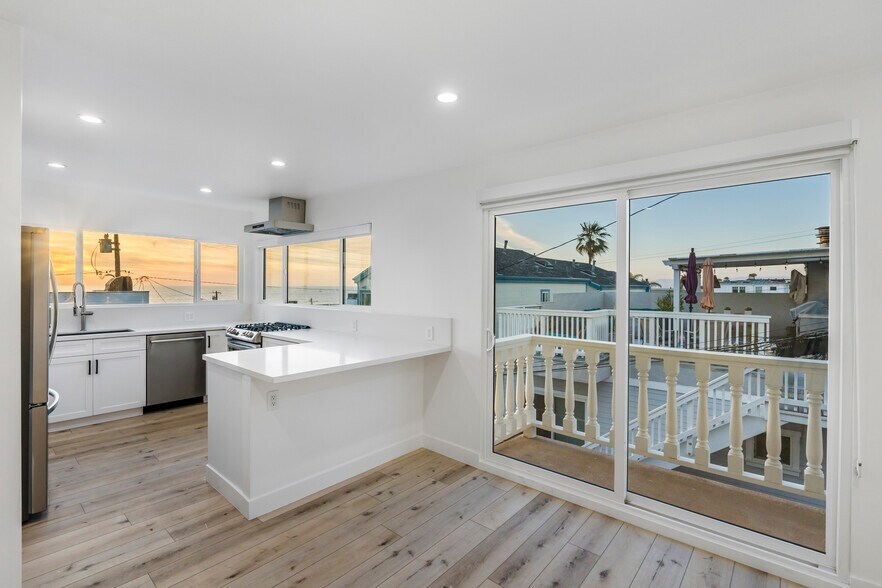 Building Photo - 133 34th St