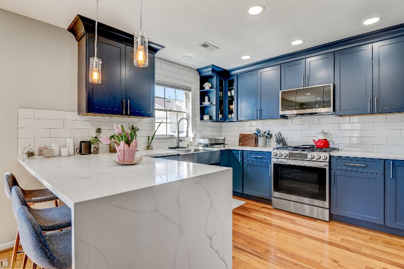 Building Photo - 5101 Woodfield Dr